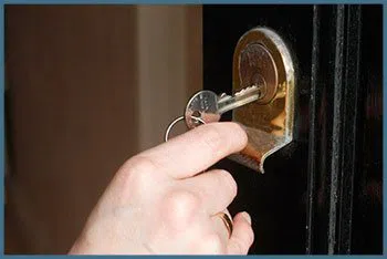 Safe Key Shop Wilmington, CA 310-774-0742 - 7-door-unlock